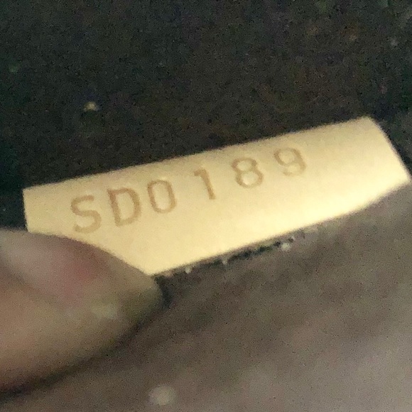 ***SOLD***Louis Vuitton Pochette Metis - Picture 8 of 8